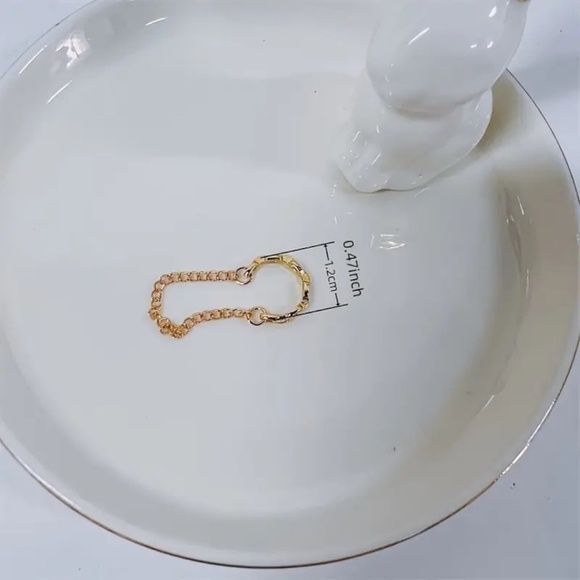 Elegant French-Style Ear Cuff Chain Tassel Clip-On 18K Gold Plated Copper - Picture 3 of 5